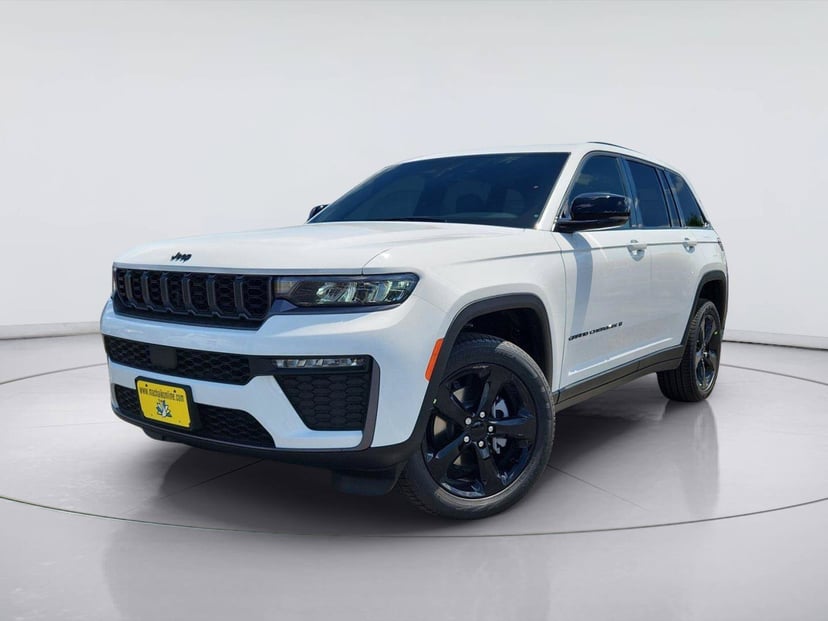 2026 Jeep Grand Cherokee - Image 1
