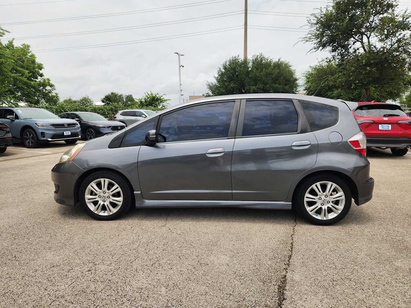 2011 Honda Fit - Image 2