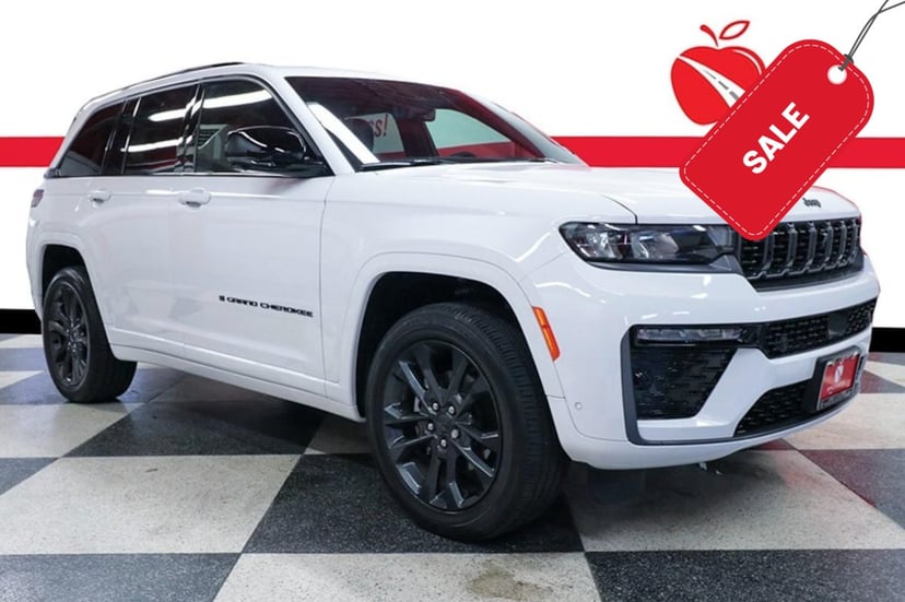 2026 Jeep Grand Cherokee - Image 1