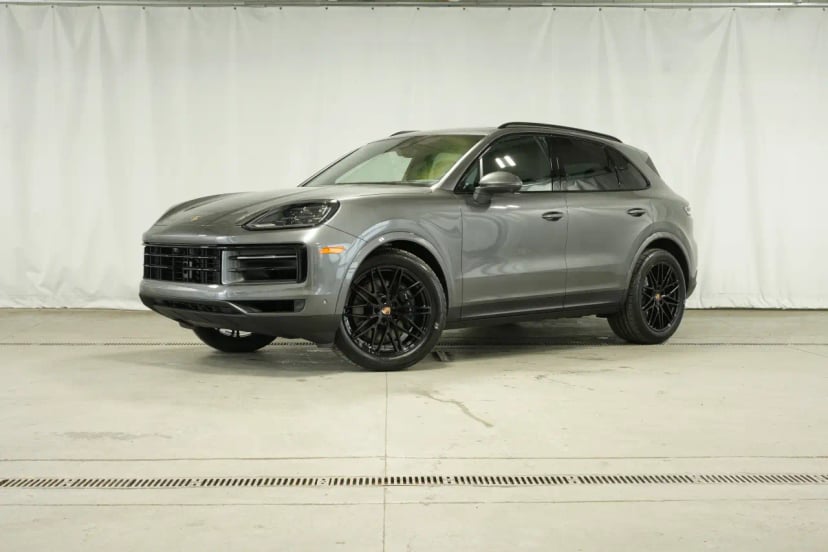 2026 Porsche Cayenne - Image 1