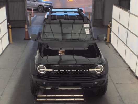 2025 Ford Bronco - Image 2