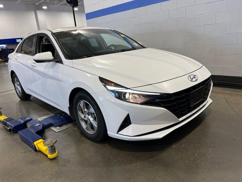 2023 Hyundai Elantra - Image 1