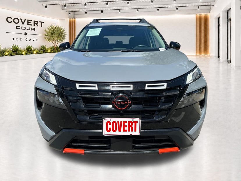 2025 Nissan Rogue - Image 3