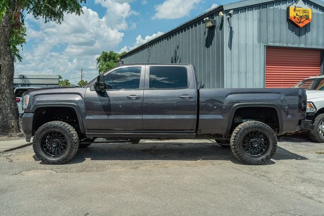 2016 GMC Sierra 2500 HD - Image 1