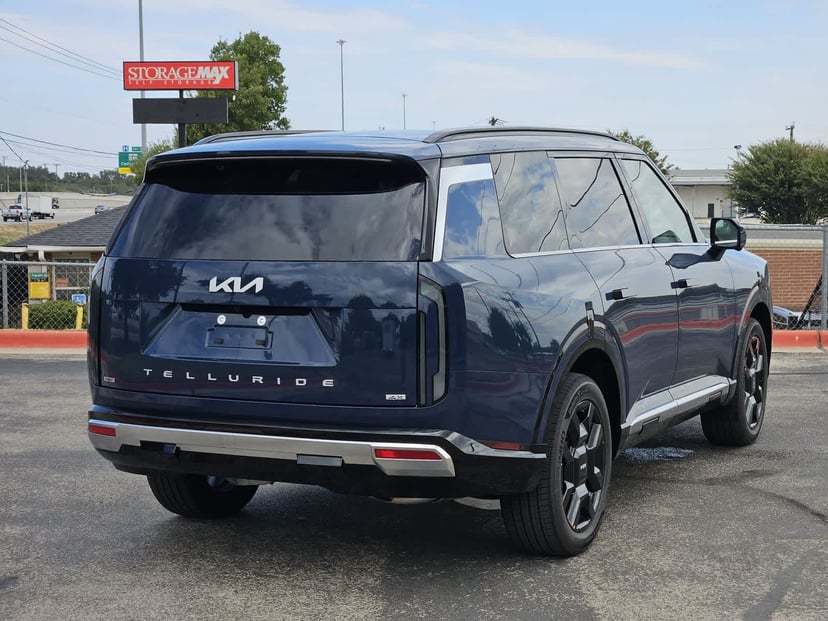 2027 Kia Telluride - Image 1