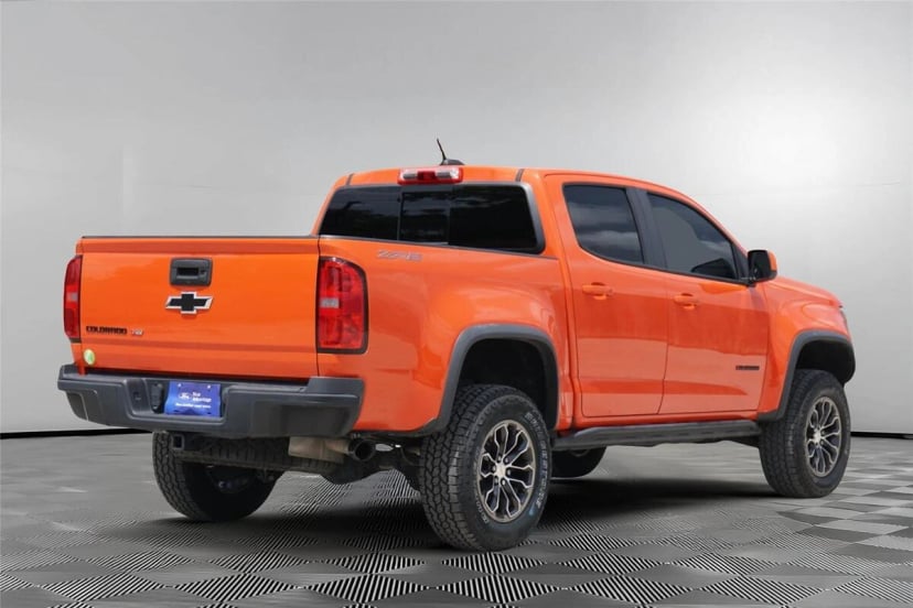 2020 Chevrolet Colorado - Image 3
