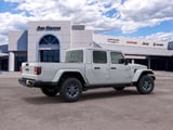 2026 Jeep Gladiator - Preview 4