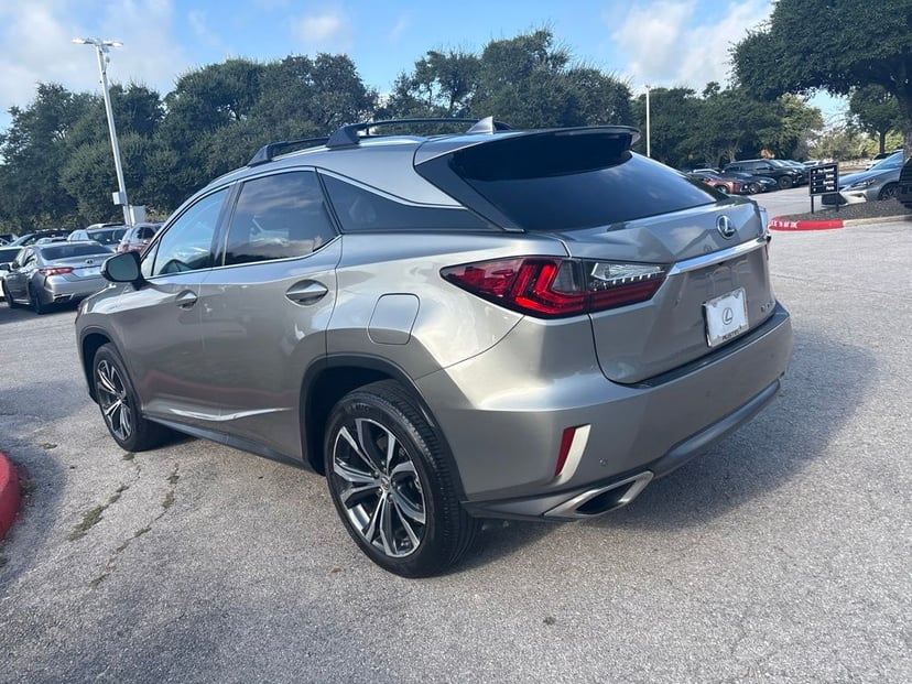 2017 Lexus RX - Image 3