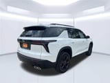 2027 Chevrolet Traverse - Preview 5