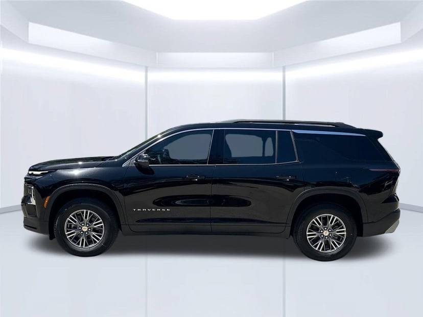 2027 Chevrolet Traverse - Image 1