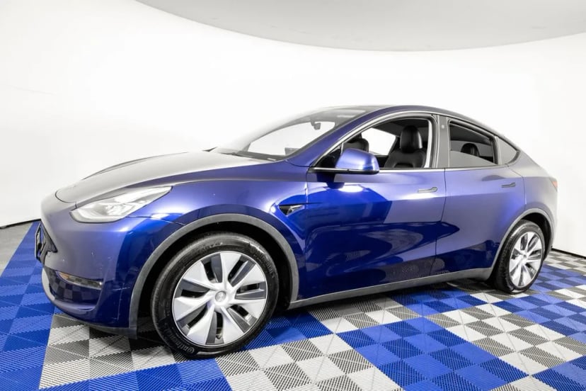 2023 Tesla Model Y - Image 1
