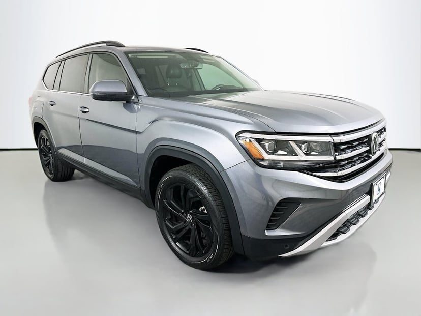 2022 Volkswagen Atlas - Image 1