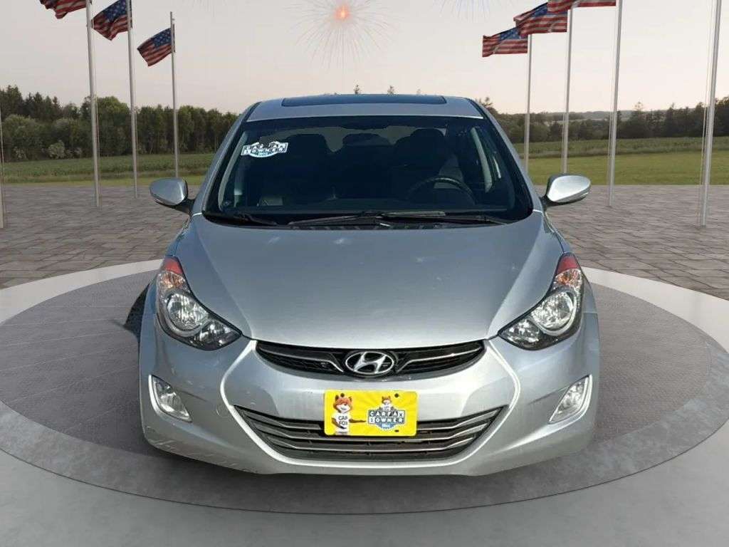 2013 Hyundai Elantra - Image 1
