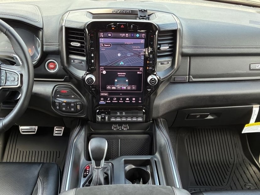 2026 Ram 1500 - Image 2