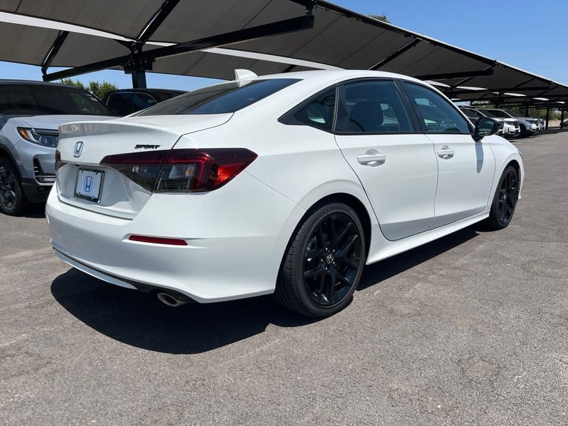 2026 Honda Civic - Image 2