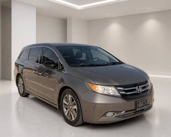 2014 Honda Odyssey - Image 1