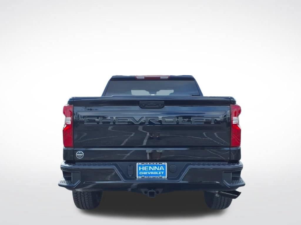 2026 Chevrolet Silverado 1500 - Image 3