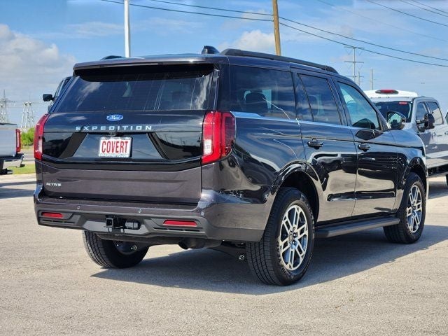 2026 Ford Expedition - Image 3