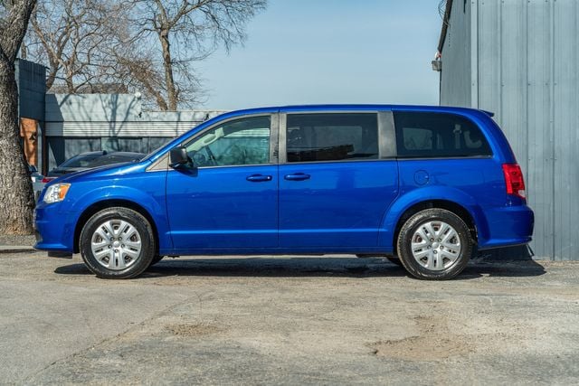 2018 Dodge Grand Caravan - Image 1