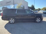 2016 Chevrolet Suburban - Preview 6