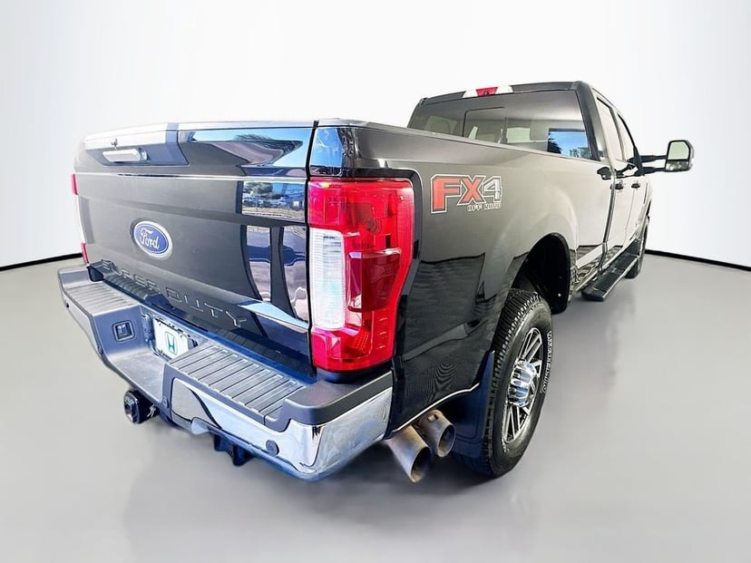 2019 Ford F-350 - Image 3