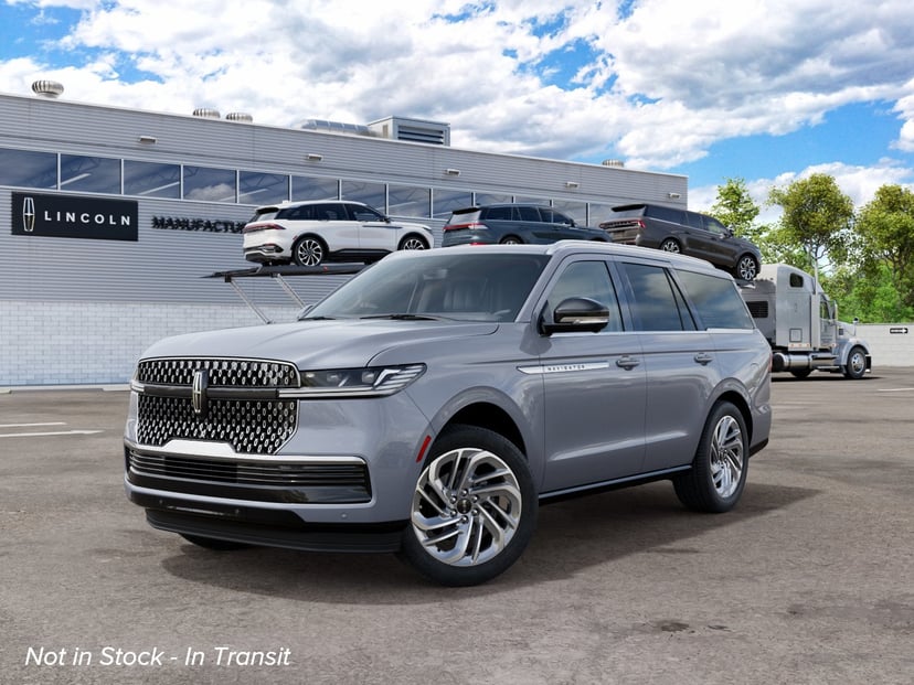2027 Lincoln Navigator - Image 1