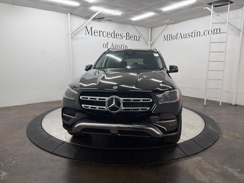 2026 Mercedes-Benz GLE - Image 2