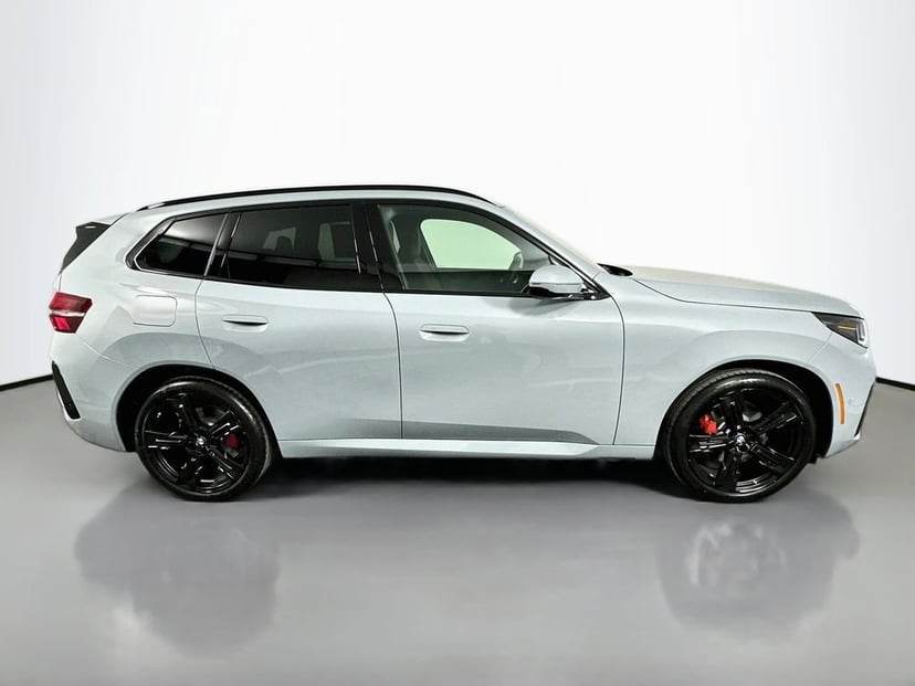 2026 BMW X3 - Image 3