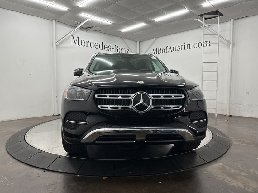 2026 Mercedes-Benz GLE - Image 3