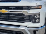 2025 Chevrolet Silverado 2500 HD - Preview 8