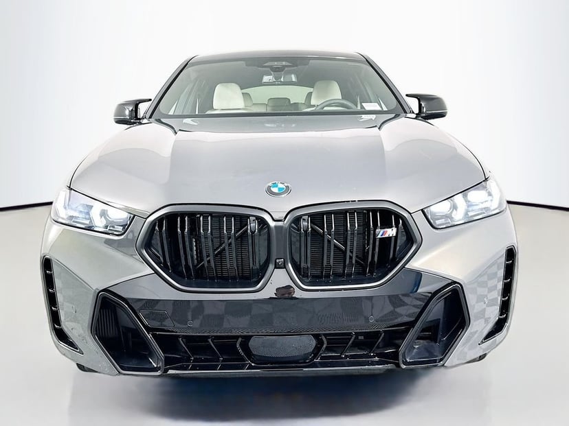 2027 BMW X6 - Image 3