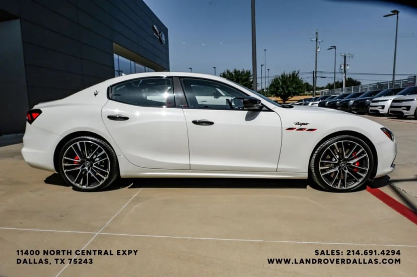 2023 Maserati Ghibli - Image 1