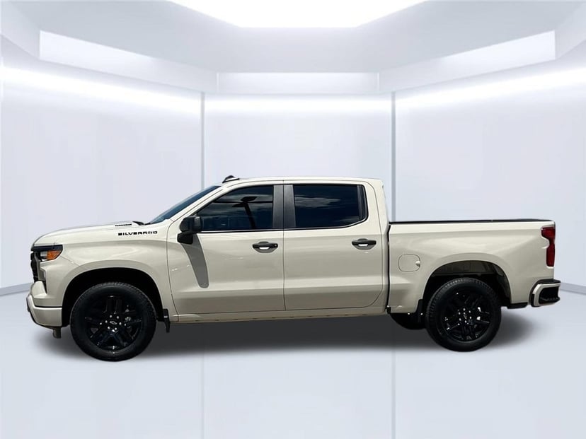 2026 Chevrolet Silverado 1500 - Image 1
