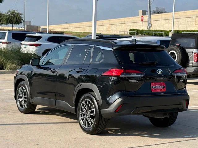 2026 Toyota Corolla Cross - Image 2