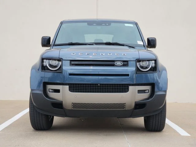 2026 Land Rover Defender - Image 3