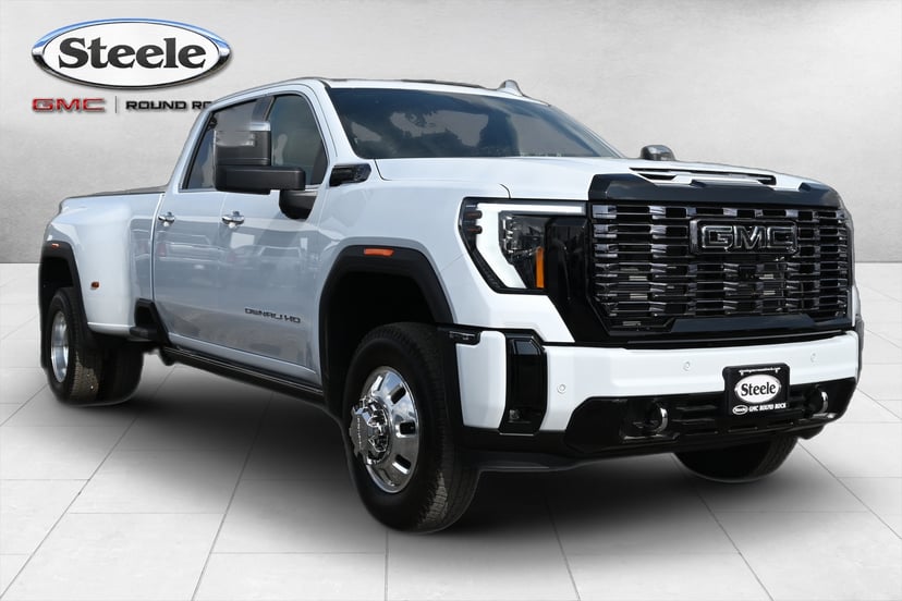 2026 GMC Sierra 3500 HD - Image 2