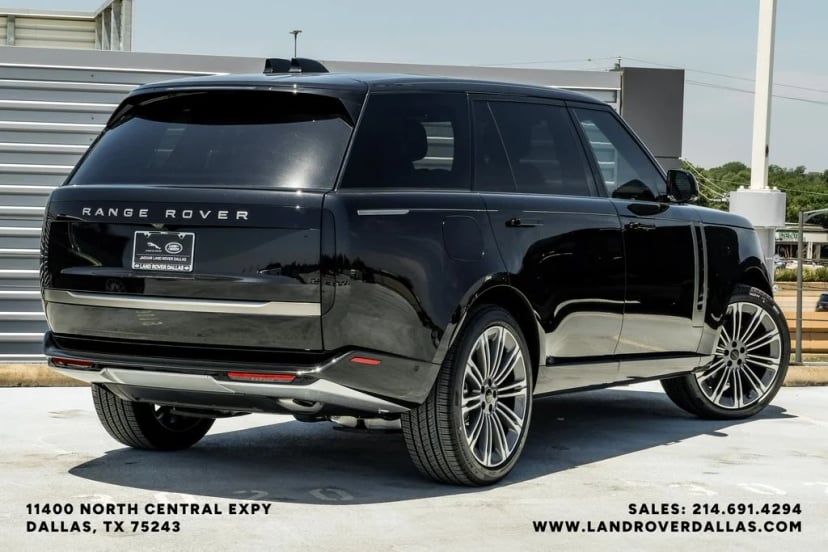 2026 Land Rover Range Rover - Image 3