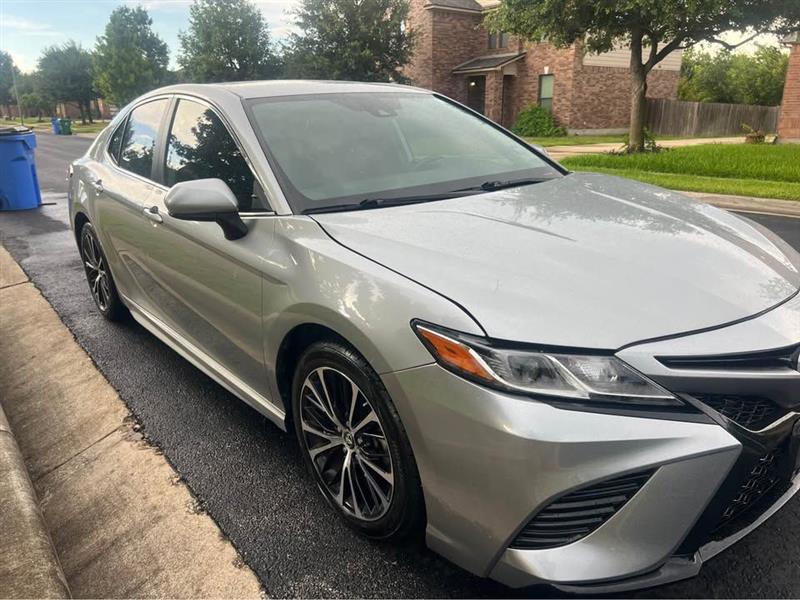 2019 Toyota Camry - Image 1