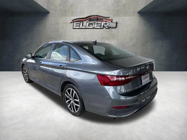 2025 Volkswagen Jetta - Image 2