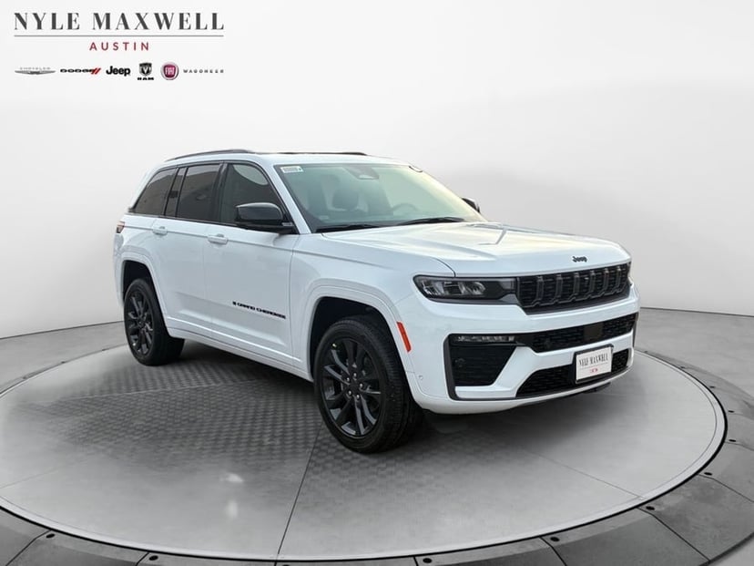 2026 Jeep Grand Cherokee - Image 1