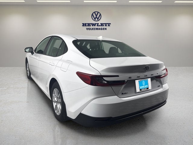 2026 Toyota Camry - Image 3