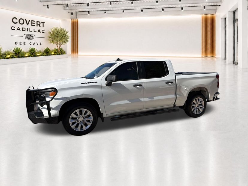 2022 Chevrolet Silverado - Image 2