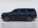 2022 Jeep Wagoneer - Preview 3