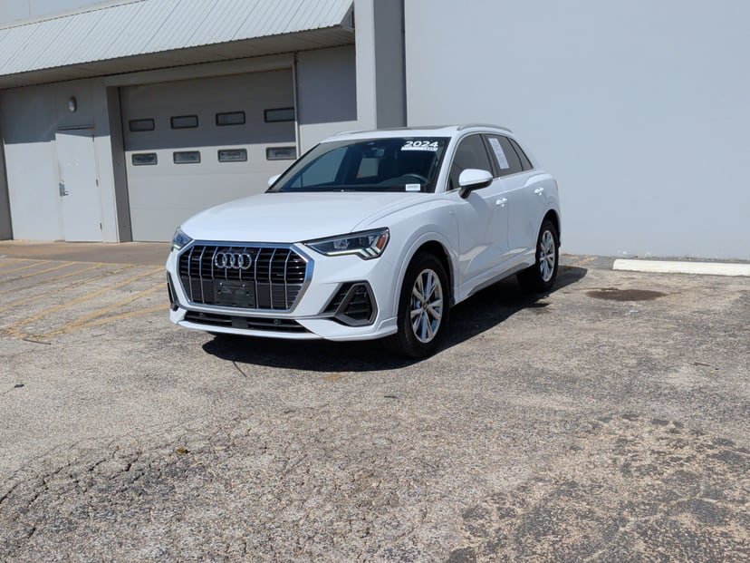 2024 Audi Q3 - Image 1