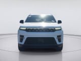 2026 Jeep Grand Wagoneer L - Preview 8
