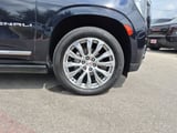 2023 GMC Yukon XL - Preview 13