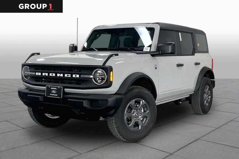 2026 Ford Bronco - Image 1