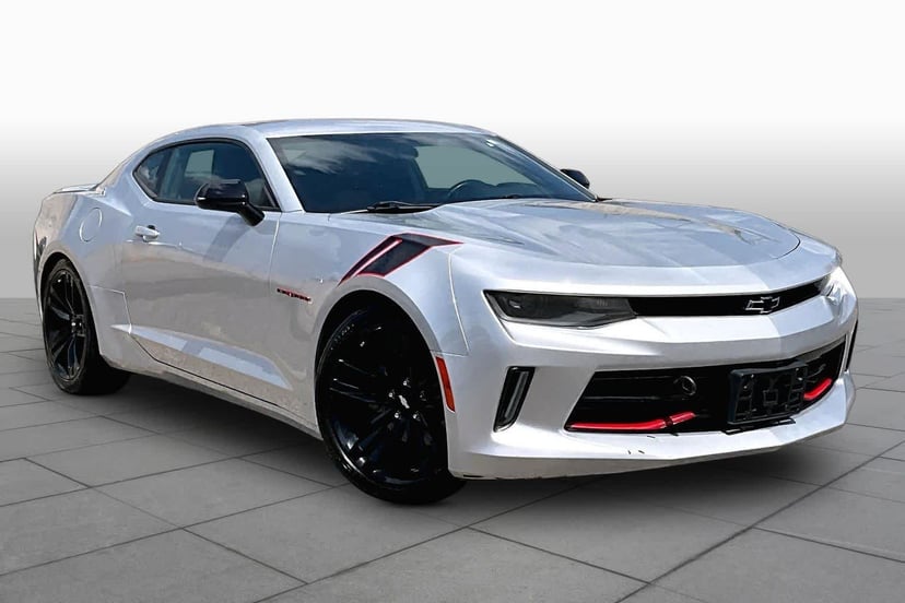 2018 Chevrolet Camaro - Image 2