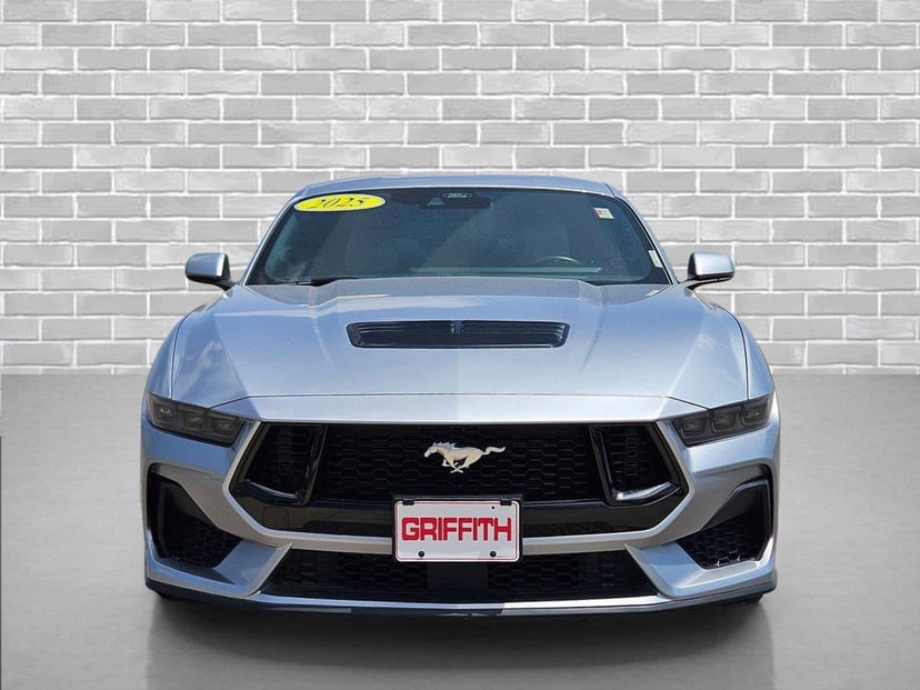 2025 Ford Mustang - Image 1
