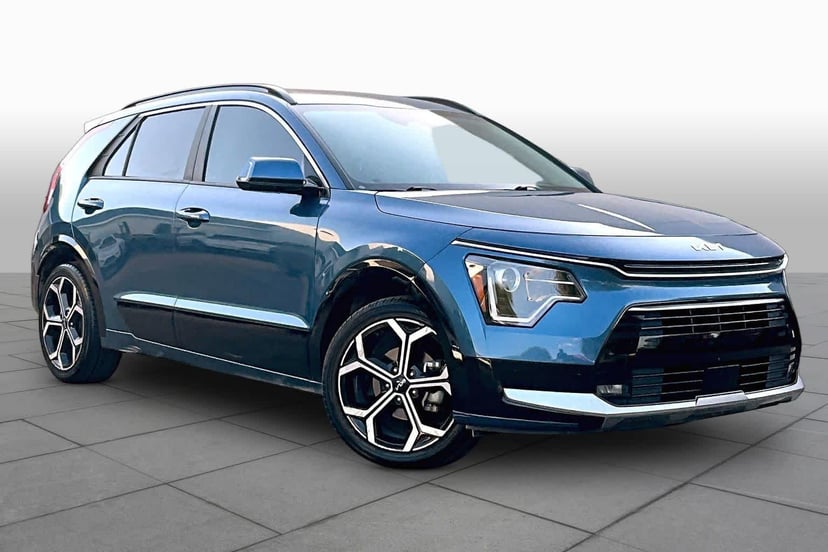 2023 Kia Niro - Image 1